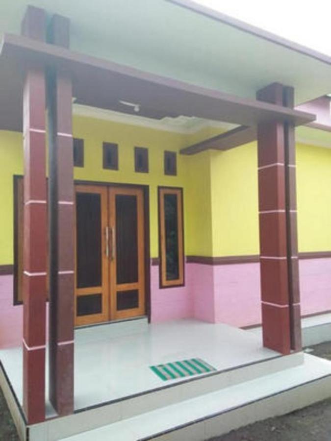 Ijen Mansjestic B&B Tamansuruh Buitenkant foto